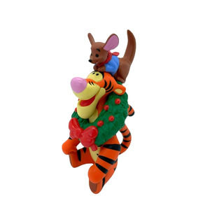 1998 Hallmark Keepsake "Bouncy Baby Tigger and Roo Christmas Ornament New in Box